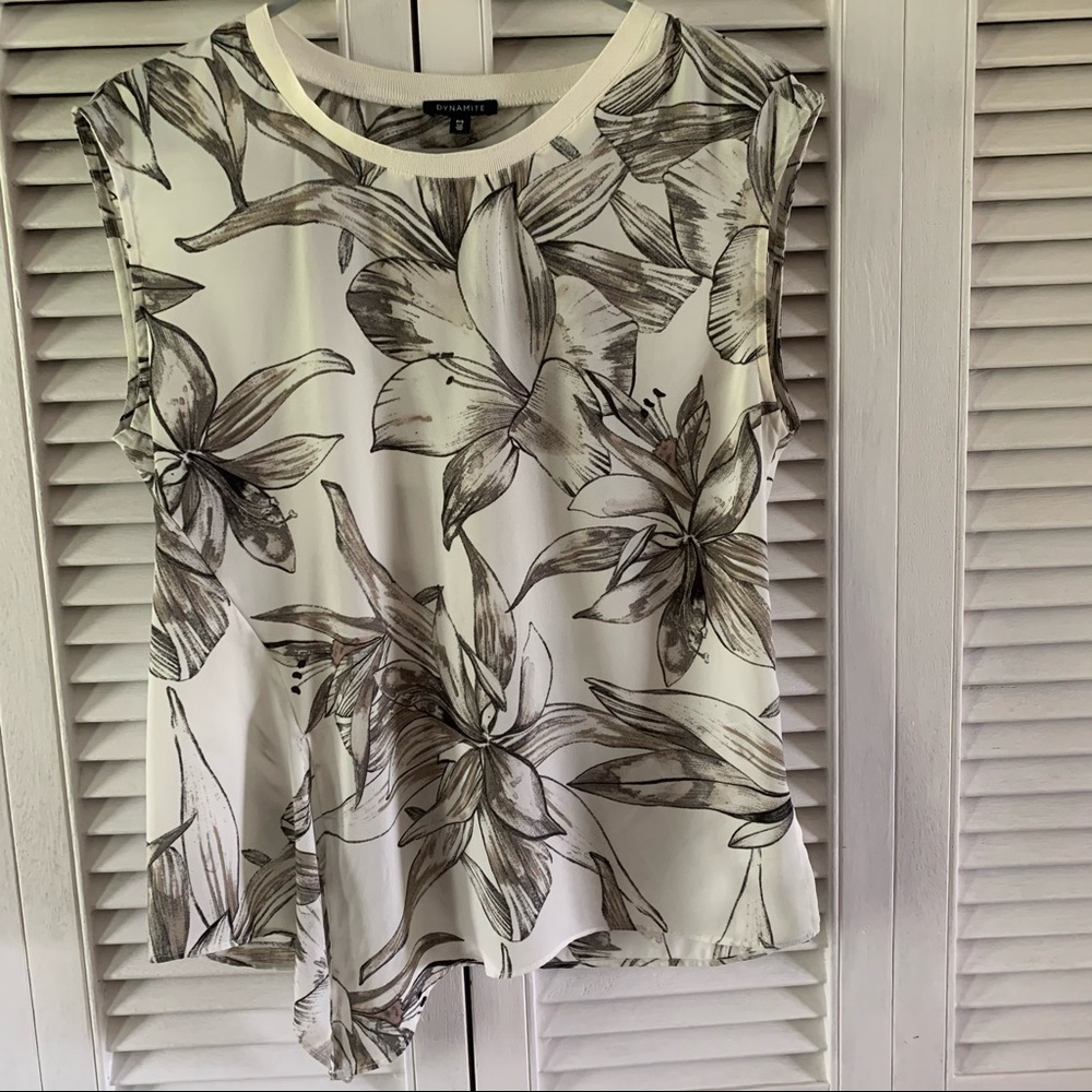 Dynamite Sleeveless Top